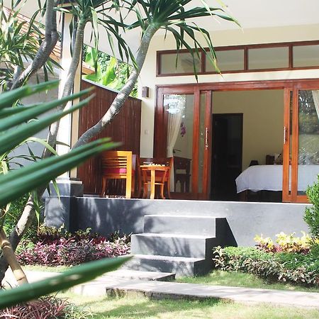 Amed Kunara Guest House 외부 사진